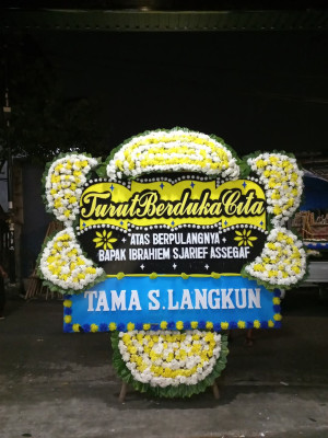 Papan Bunga Duka di Angkinang
